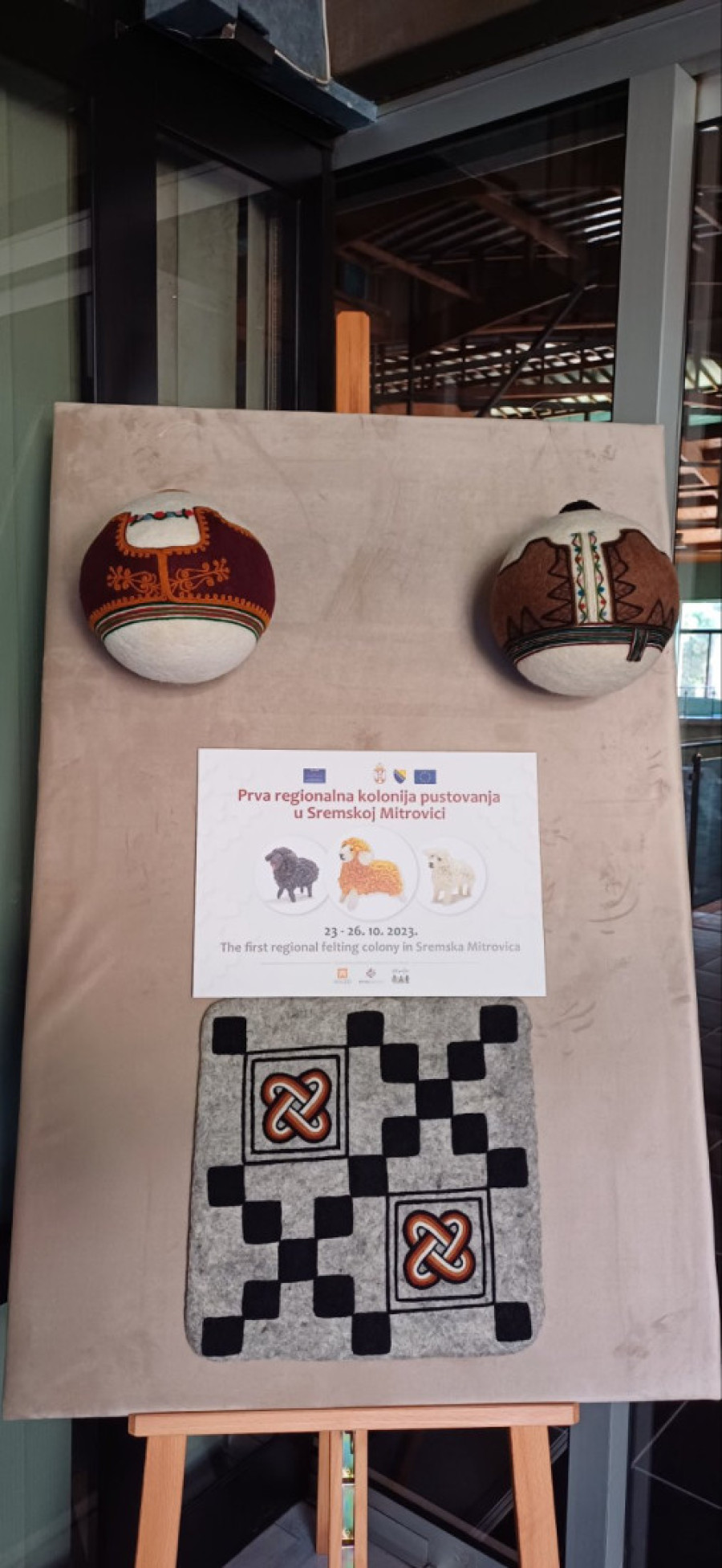 Da li ste čuli za Solomonov čvor? Ovaj motiv je spojio majstore pustovanja - pogledajte šta sve prave od vune! (FOTO)