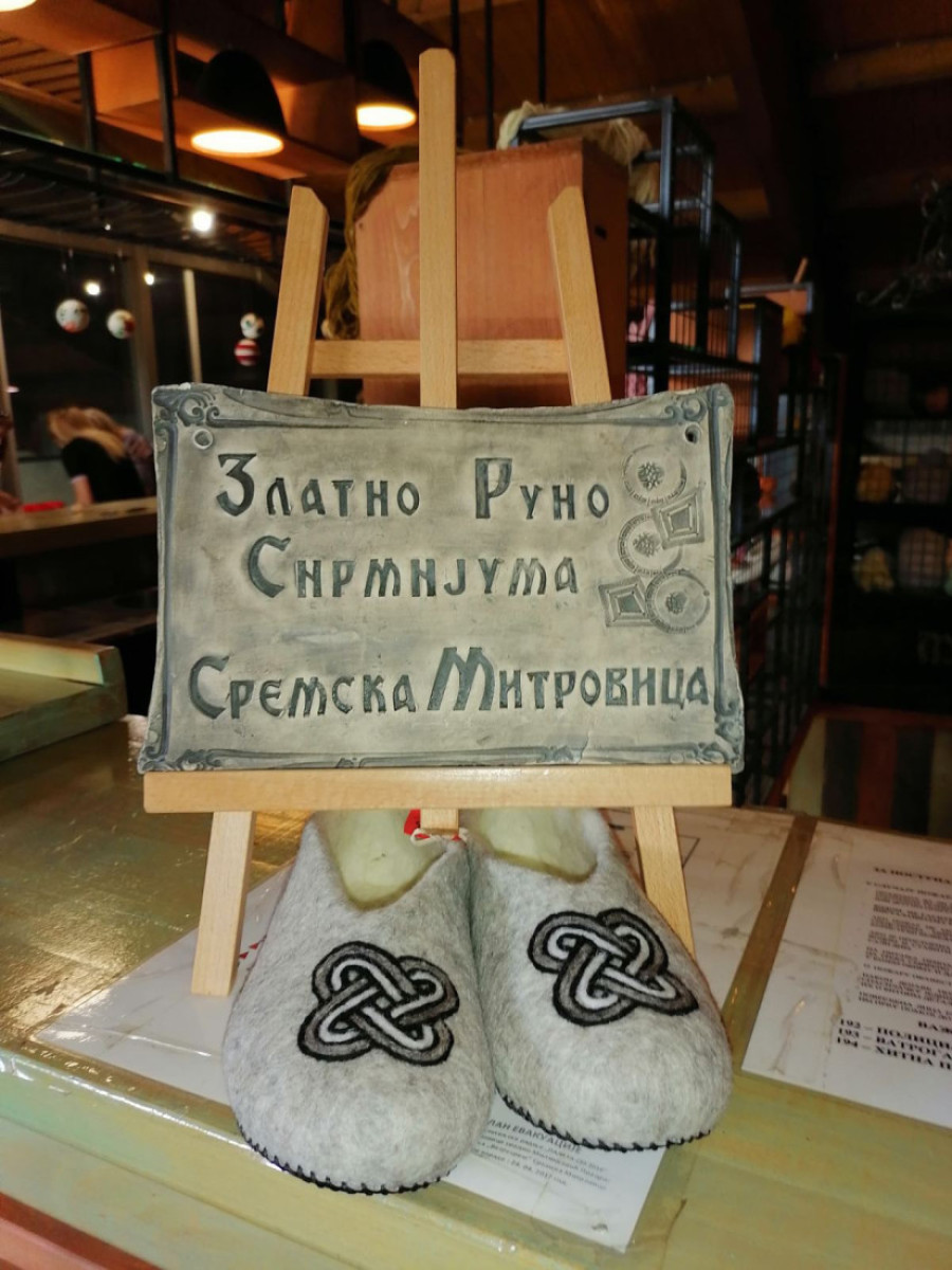 Da li ste čuli za Solomonov čvor? Ovaj motiv je spojio majstore pustovanja - pogledajte šta sve prave od vune! (FOTO)