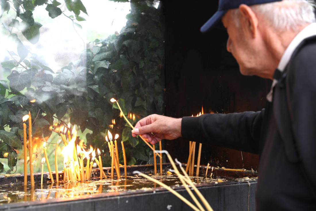 Čuda Svete Petke: Milorad se davio, imao sudar, grom gađao pa udario pored njega! A Jelici svetiteljka spasila bolesno dete! (VIDEO)