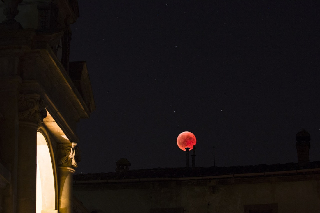 Mesec ulazi u Škorpiju: Tri znaka očekuje preokret, tajne će biti otkrivene