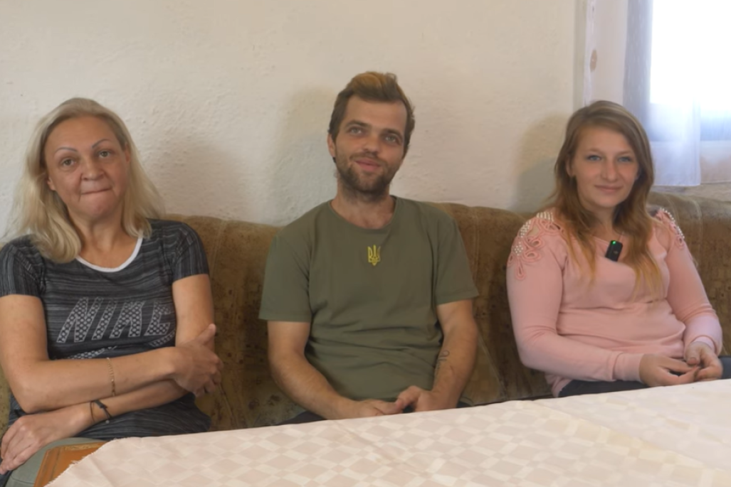 Bosanca mnogi osudili jer živi sa dve žene: Posle 10 godina braka doveo i Ukrajinku, a sada je odgovorio svima koji ga vređaju