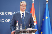 Predsednik Vučić u 10 sati raspisuje vanredne parlamentarne izbore