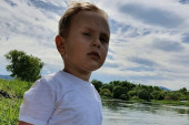 Potresna priča iz Čačka: Porodica tragično nastradalog dečaka obnovila uništenu biblioteku - to je bilo omiljeno mesto malog Despota