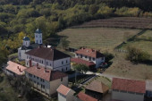 Manastir Prohor Pčinjski potpuno obnovljen na inicijativu predsednika Vučića: Eparhija vranjska odlikovala predsednika Srbije