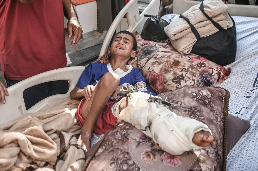 Lekari u Gazi u agoniji zbog goriva koga ima za još nekoliko sati: Ranjenoj deci je skoro bolje da umru, trpe užasne bolove (VIDEO)