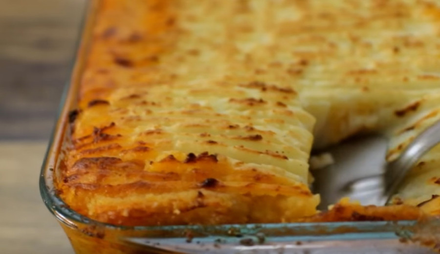 Recept dana: Musaka sa pire krompirom je kremasta verzija omiljenog klasika kod nas