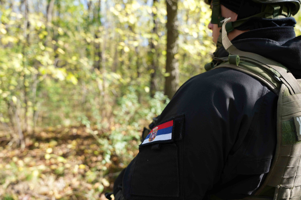 Nastavlja se akcija srpske policije: Pronađeno još 77 migranata i skoro 20 komada municije!