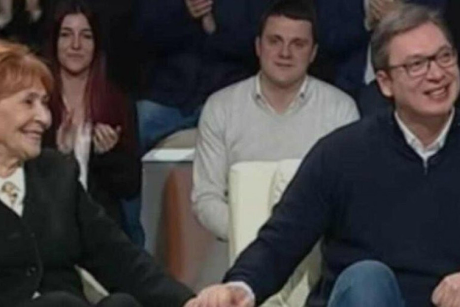 Sad udaraju i na majku predsednika Vučića: Probijeno moralno dno u opozicionim medijima