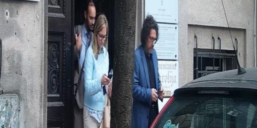 Zapadne službe sličnim metodama ruše Srbiju i Rusiju: Ovako se opozicionari prodaju strancima za pare i izdaju svoju zemlju (FOTO/VIDEO)