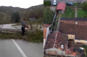 Jaka oluja pogodila Veternik i Bajinu Baštu! Oštećen krov na školi, oborena stabla, uništeni plastenici (VIDEO)
