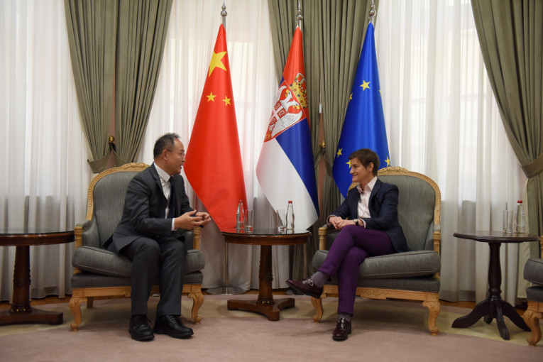 Premijerka Srbije u Šangaju: Brnabić sa predstavnicima kineskih kompanija