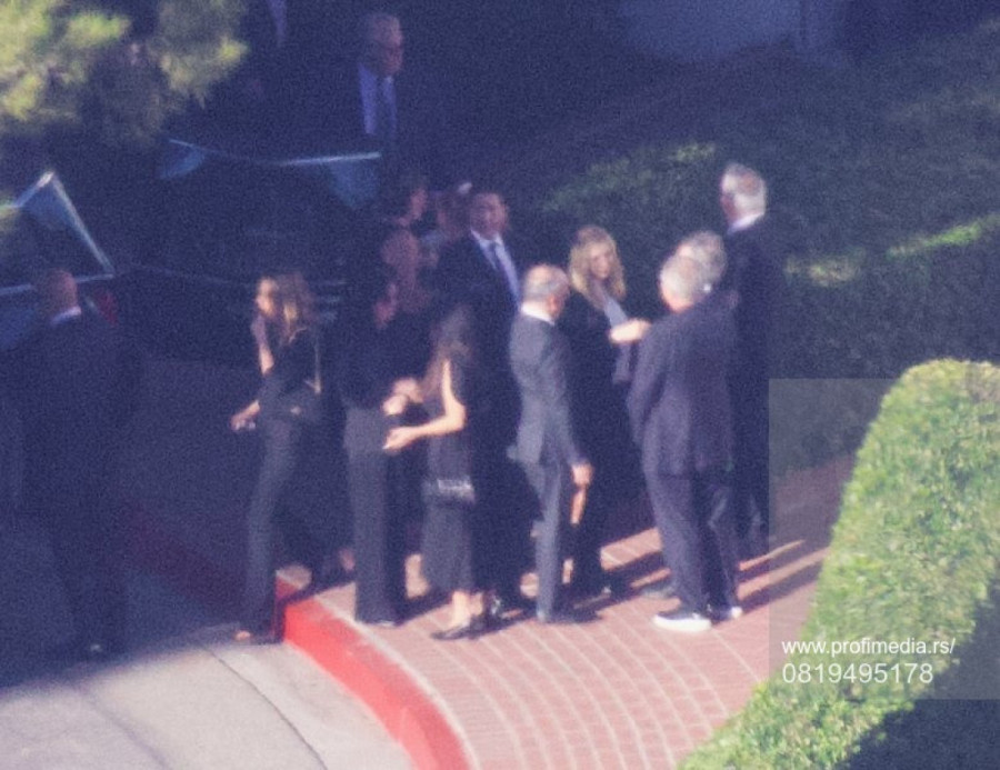 Leti visoko, Metju: Poslednja zajednička fotografija glumaca iz "Prijatelja" pokrenula lavinu emocija (FOTO)