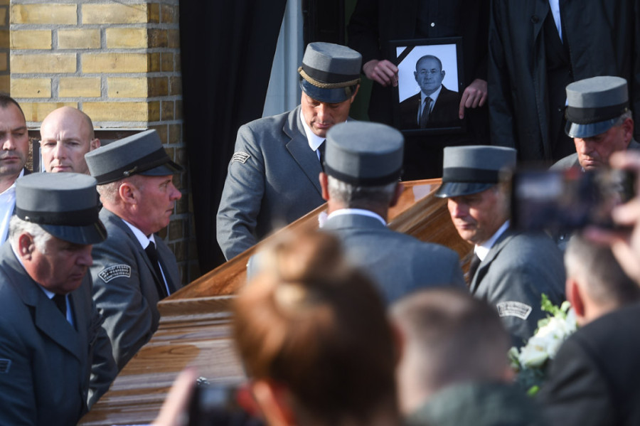 Vučić se oprostio velikim rečima od Ištvana Pastora: Bio je lider ne samo mađarske države, već i Srbije, pamtiću ga po jednoj reči!