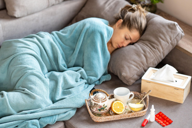 Zaboravite na prehladu: Ovaj napitak je efikasan lek koji će je brzo eliminisati, istovremeno pomažući kod problema sa snom