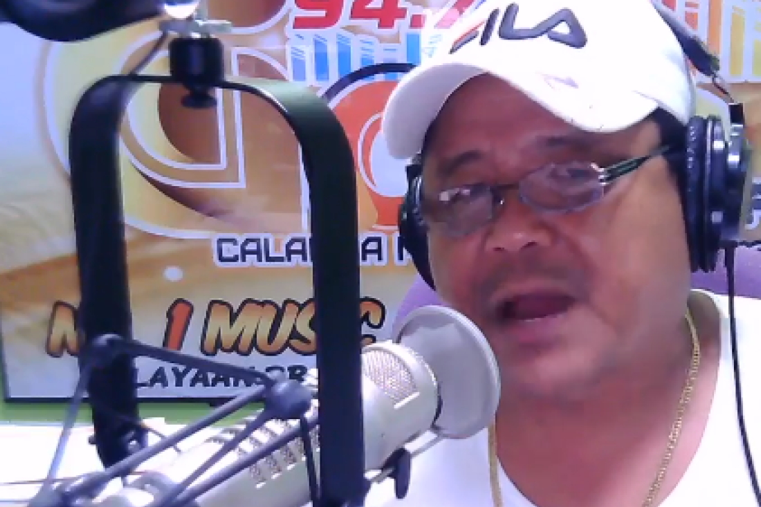 Filipinski novinar ubijen u programu uživo! Ubica se pravio da ga sluša, pa mu presudio