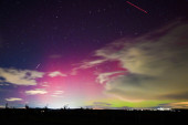 Spektakularni prizori širom sveta: Polarna svetlost obasjala nebo od Rusije do Australije (FOTO)