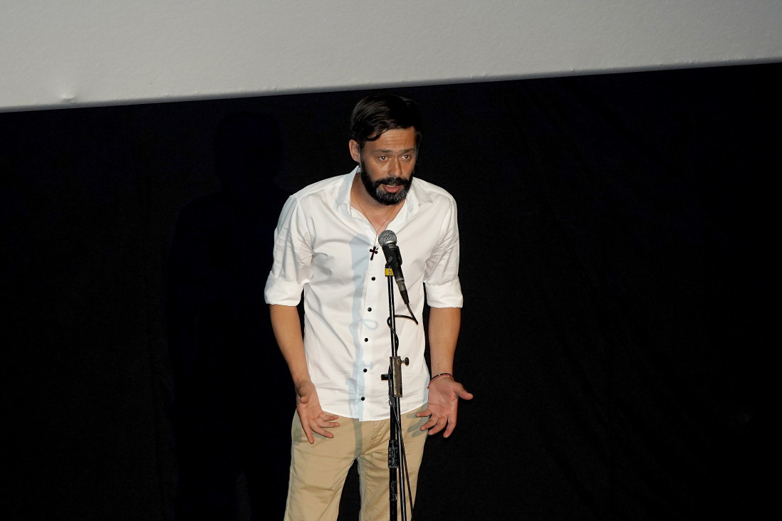 "Razočarao sam se" Milan Vasić održao nastup u Prizrenu: Kolege ga nisu podržale, a on im se ovako obratio