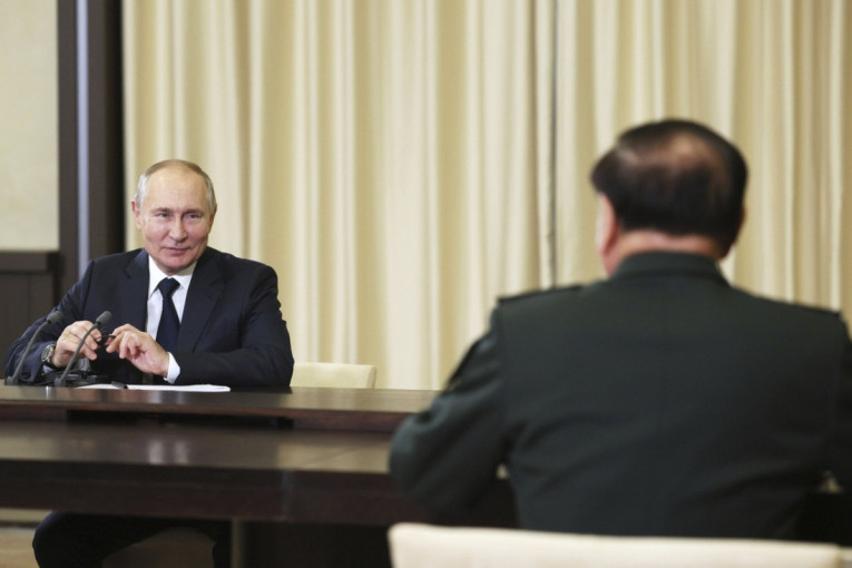 Putin se pohvalio saradnjom sa Kinom u vojnoj sferi: Moskva i Peking ne stvaraju vojne saveze slične onima iz vremena hladnog rata