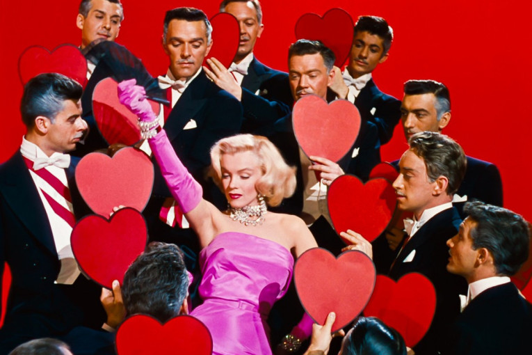 Kada ljubav počne da puca ova tri znaka se uvek prva pojave