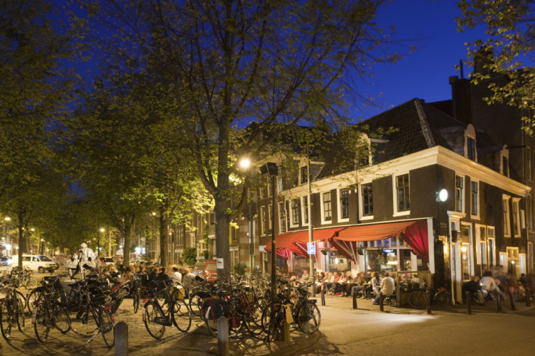 Vlasti Amsterdama planiraju da zaštite čuvene "smeđe kafiće": Možda dobiju i status znamenitosti