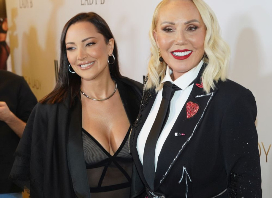 Evo gde završava Brenina garderoba, pošto je izbaci iz ormara: Ceo jedan sprat mi je nagomilan stvarima!