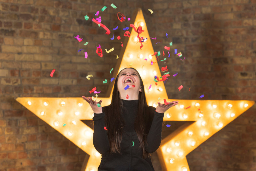 Sunce ljubavi i izobilja grejaće ih narednih pet godina: Svi će želeti život kakav će imati ova četiri znaka Zodijaka