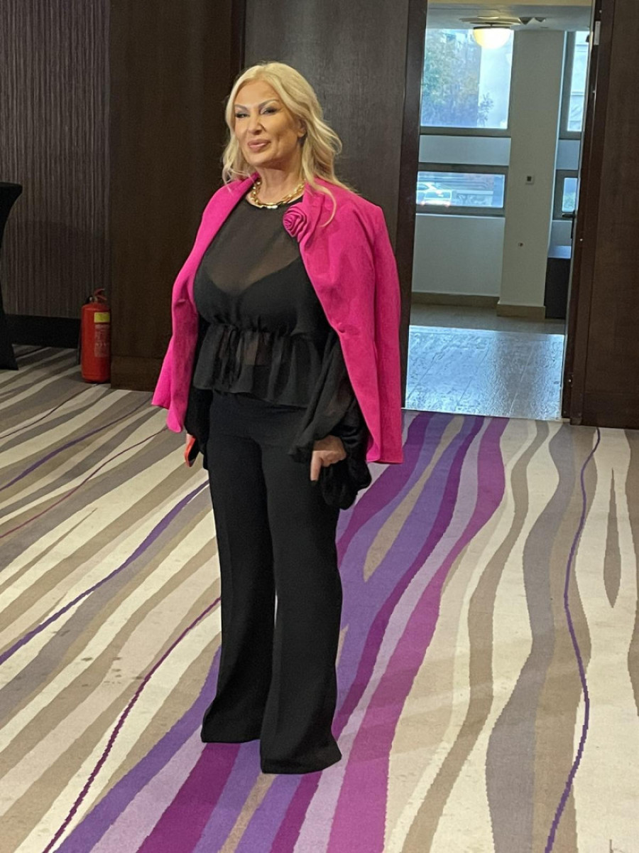 Elmina ćerka baš uživa s bogatašem iz Katara: Mama, oni su nabavili i lava!