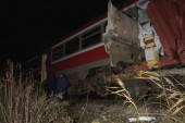 Detalji teškog sudara kod Odžaka: Putnički voz udario u teretni - povređeno pet osoba! (FOTO)
