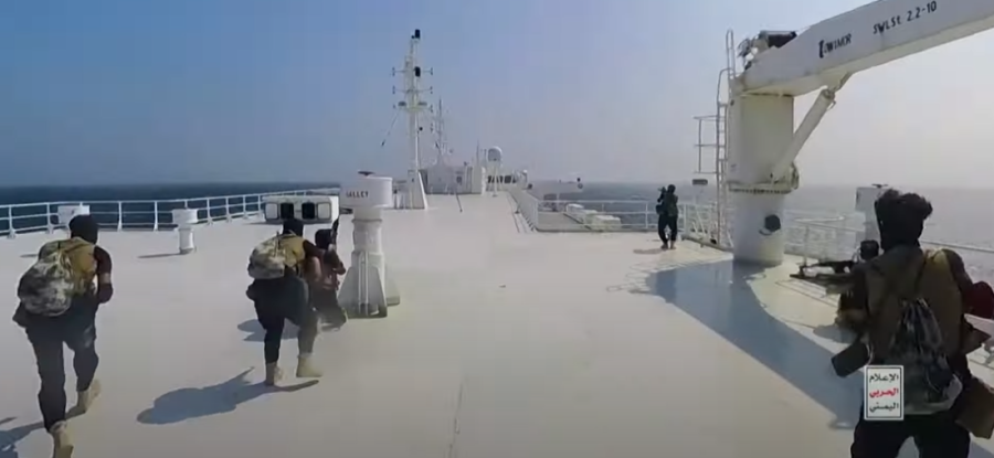 Svetske kompanije zaobilaze Suecki kanal: Napadi Huta u Crvenom moru prave haos u pomorskoj trgovini!