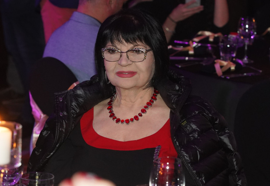 "Jabuko moja, ne sekiraj se, ona te neće ostaviti!" Nada Obrić tešila muža jer je ratovao sa ljubavnicom