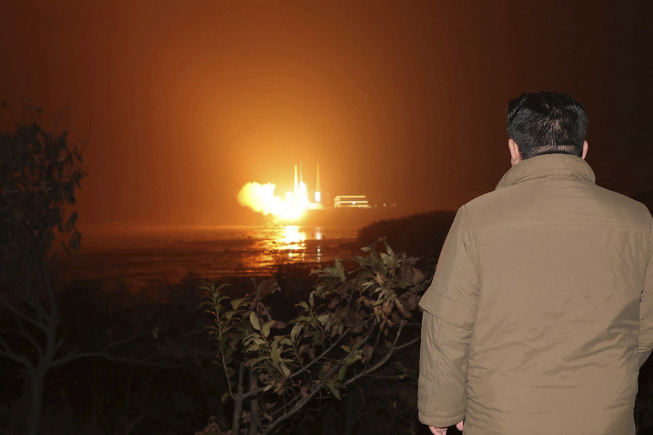 Špijunski satelit doneo prve rezultate: Kim Džong Un pregledao snimke američke baze na obližnjem ostrvu