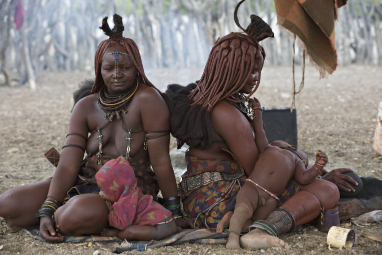 Neobično gostoljublje: U znak dobrodošlice gost plemena Himba može da spava sa ženom domaćina