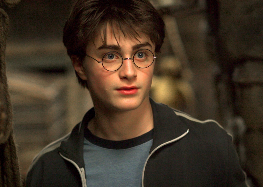 Tom Felton iz jednog razloga dao neobičan savet novom Draku Melfoju iz "Harija Potera": Ukradi što više rekvizita (FOTO)