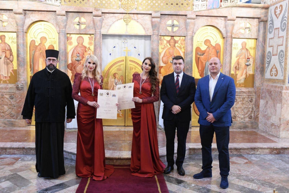 Sestre Gobović odlikovane “Krstom vožda Đorđa Stratimirovića” (FOTO)