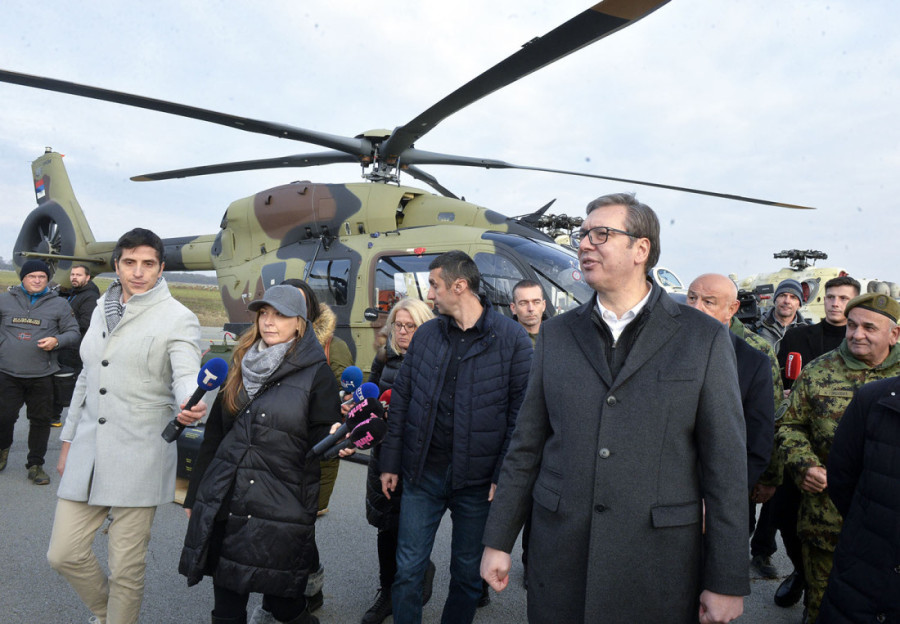 Vučić na Vojnom aerodromu u Batajnici: Srbija je vojno neutralna! Važno je da budemo sposobni i mudri da sačuvamo svoje nebo i zemlju