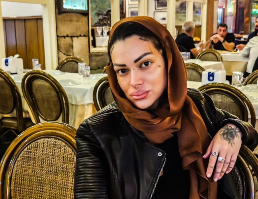 Dunju Ilić majka isekla po ruci i žestoko je opsovala: Ovo su detalji drame!