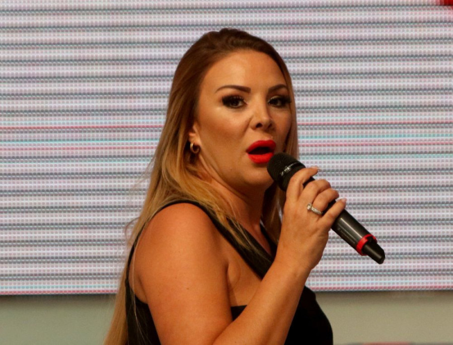 Biljana Sečivanović je ovoj pevačici i tetka, ali je na venčanje nije zvala: To me je bolelo!