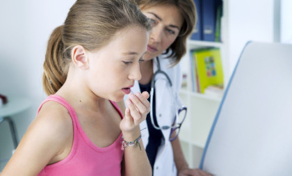 Deca mogu imati astmu, a da niko ne primeti: Pedijatar otkriva znake za uzbunu