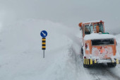 Metarski sneg presekao put između Ivanjice i Novog Pazara: Vladaju surovi uslovi, možete biti zavejani u nekoliko minuta