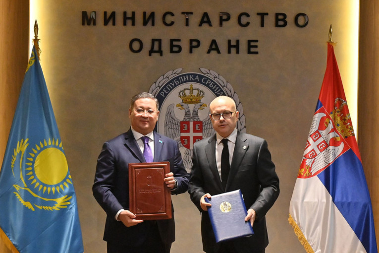 Vučević i ministar spoljnih poslova Kazahstana potpisali Sporazum o vojno-tehničkoj saradnji (FOTO)