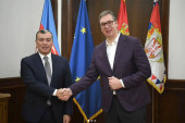 Vučić se sastao sa azerbejdžanskim ministrom Babajevim: Odličan razgovor sa velikim prijateljem (FOTO)