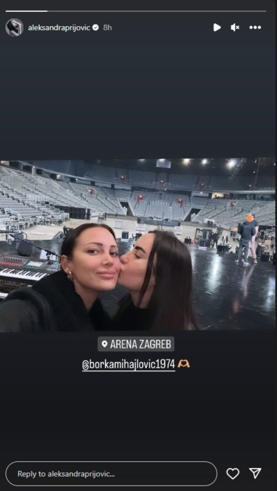 Prija stigla u Zagreb! Sprema se za prvi od pet koncerata, a evo koja žena joj pravi društvo (FOTO)