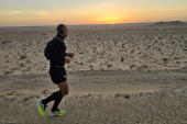 Marko trči 1.600 kilometara kroz pustinju da bi mali Maksim bio izlečen: Pomozimo mu da ostvari svoj cilj!