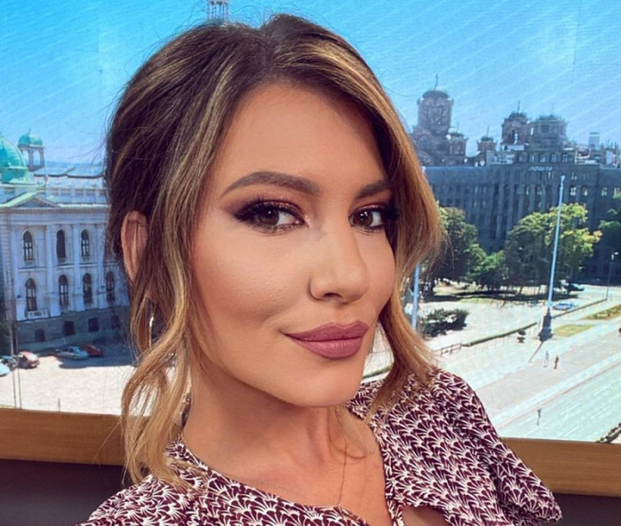 Ni "L" od luksuza! Dušica Jakovljević pokazala kuvarsko umeće, voditeljka ozbiljno zasukla rukave!