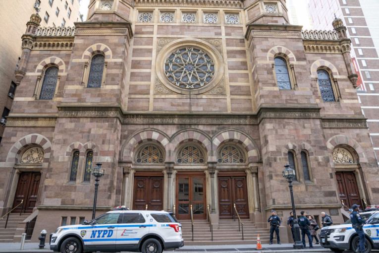"Pobrinuću se da svi umrete": U Njujorku 15 sinagoga dobilo pretnje bombama