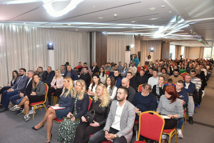 Ugovoreno 1.300 projekata u poljoprivredi vrednosti skoro 50 miliona evra