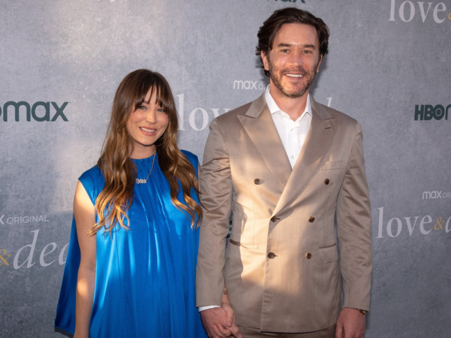 Verila se zvezda serije "Čari": Kejli Kuoko objavila divne vesti, ponosno pokazala dijamantski prsten