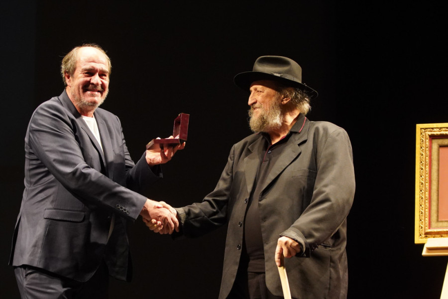 Borisu Isakoviću uručen "Dobričin prsten": Glumac oko koga se uloge otimaju (FOTO)