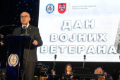 Obeležen Dan vojnih veterana: Ministar Vučević - "Njima dugujemo slobodu i odajemo poštu besmrtnom nebeskom stroju palih predaka"