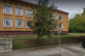 Panika u gimnaziji u Bratislavi: Posle pretećeg mejla, đacima nije bilo dozvoljeno da uđu u školu